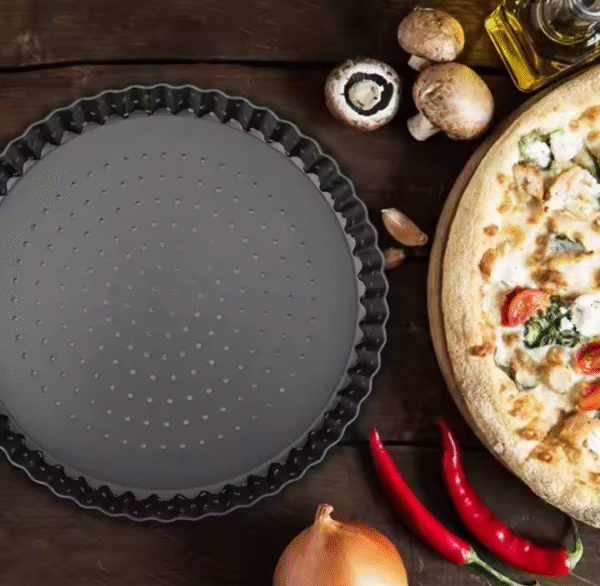 Pizza Crisper Pan Strap Handle Pizza Pan With Hole Carbon Steel Customizable Logo Pizza Pan for Home Kitchens - Image 3