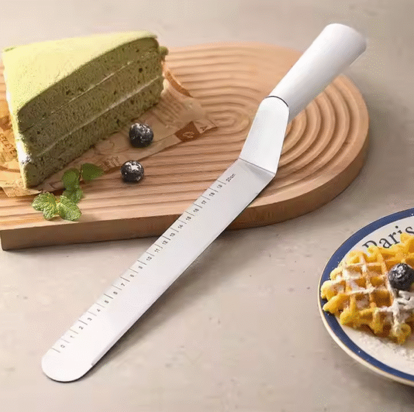 Stainless Steel Curved Cake Cream Spatula Palette Knife Scraper Plastic Handle with Measuring Scales - Image 5